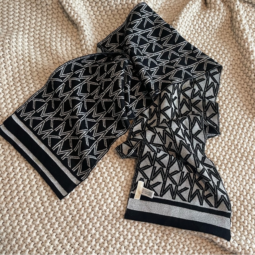 Michael Kors Black & Silver Scarf